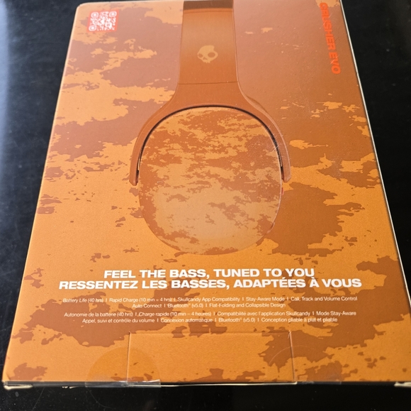 SKULLCANDY CRUSHERS EVO WIRELESS SPECIAL EDITON - Picture 3 of 5